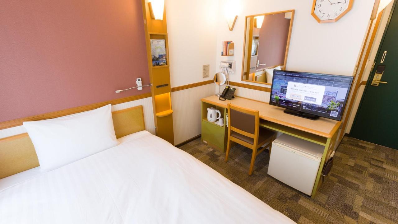 Toyoko Inn Kanazawa-Eki Higashi-Guchi Extérieur photo